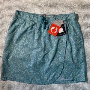 The American Outdoorsman Skort, NWT, Size Medium, Aqua, Pockets, Fast Dry